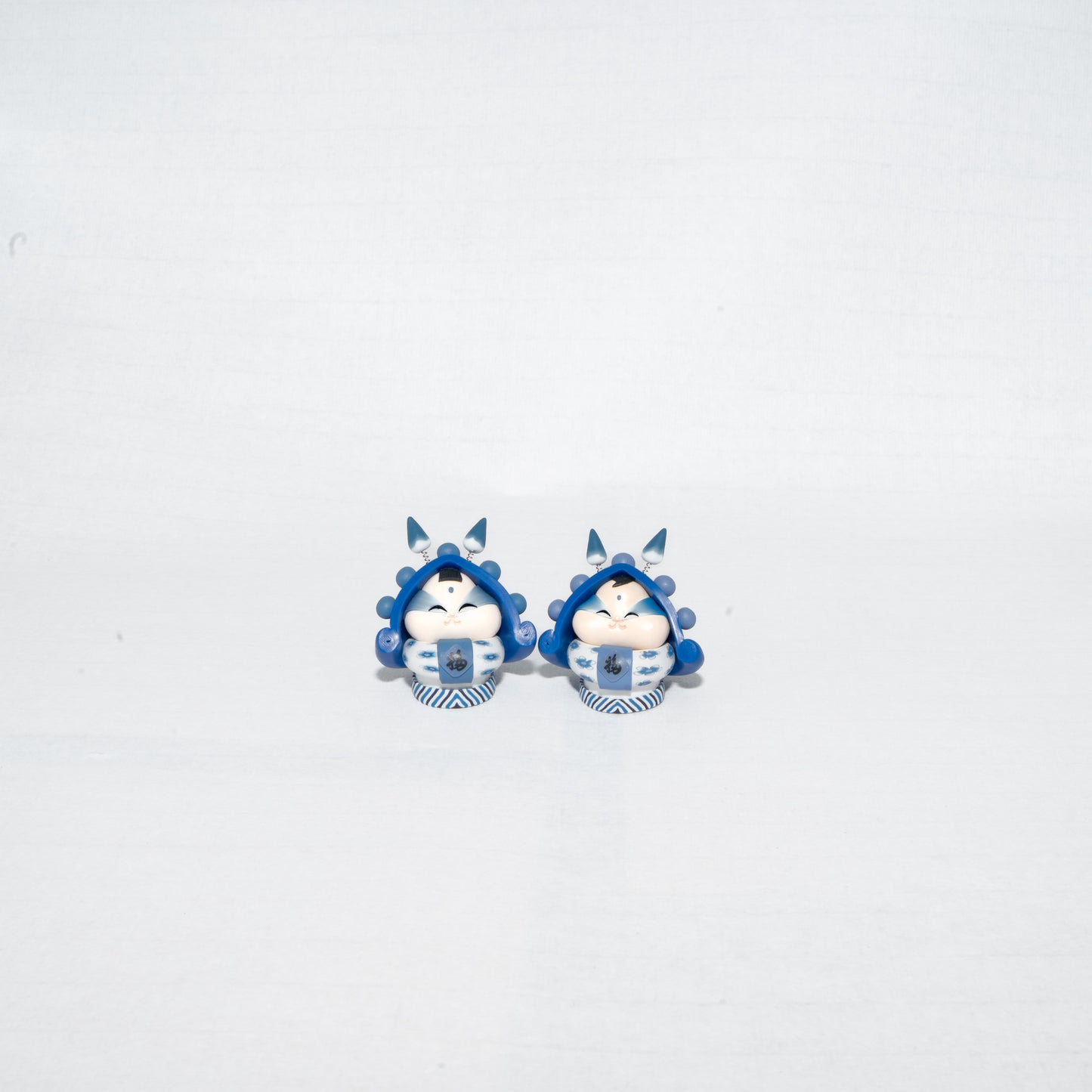 Lord Rabbit - China Blue - Pair
