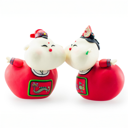 The Kissing Couple Pair