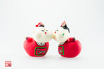 The Kissing Couple Pair